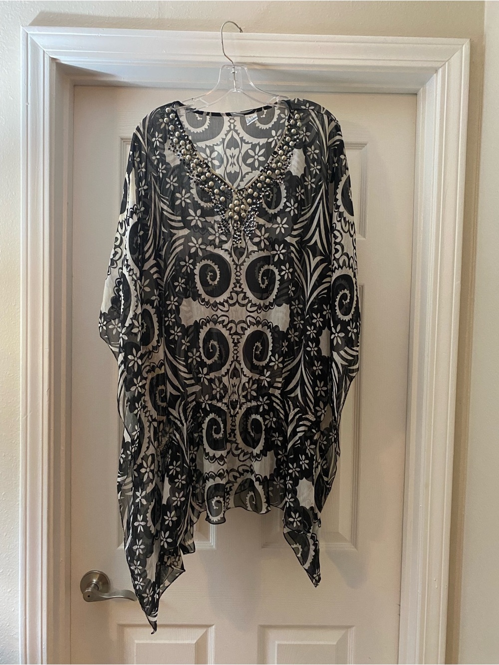Chico’s Beaded V-Neck Sheer Overlay Top - Black & White. Women. Medium Large.